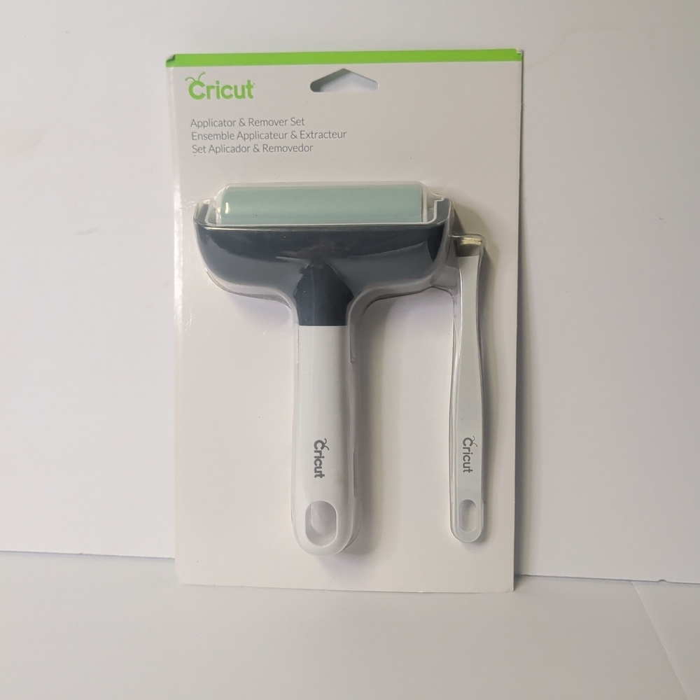 Cricut Crafting Tool Set - White and Gray